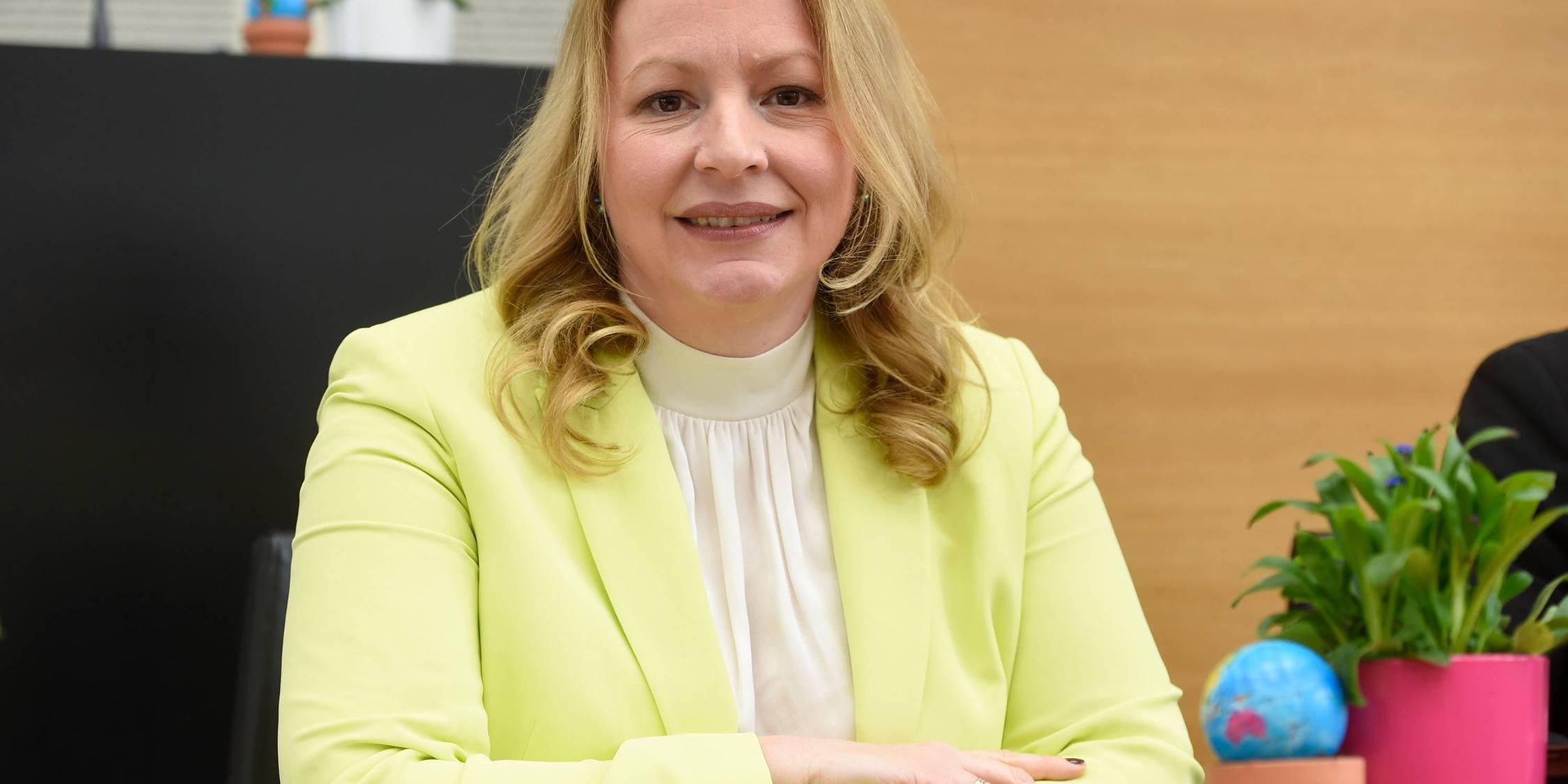 Ministerin Streichert-Clivot kritisiert das Bistum.