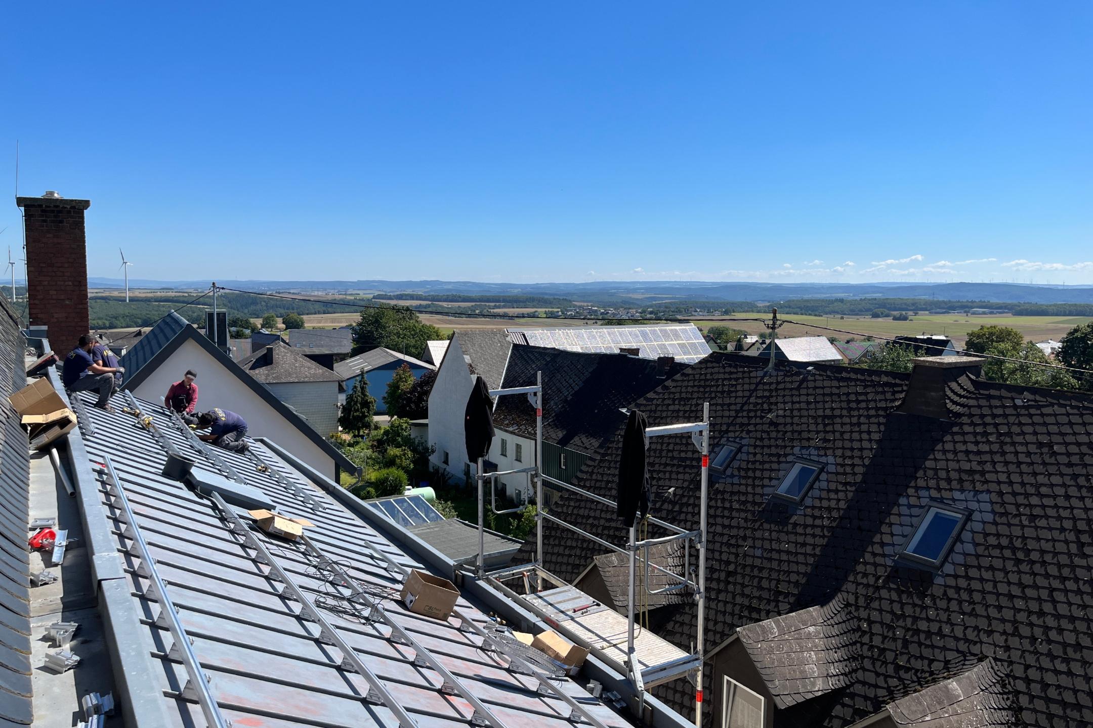 Photovoltaikanlage auf Kirchendach