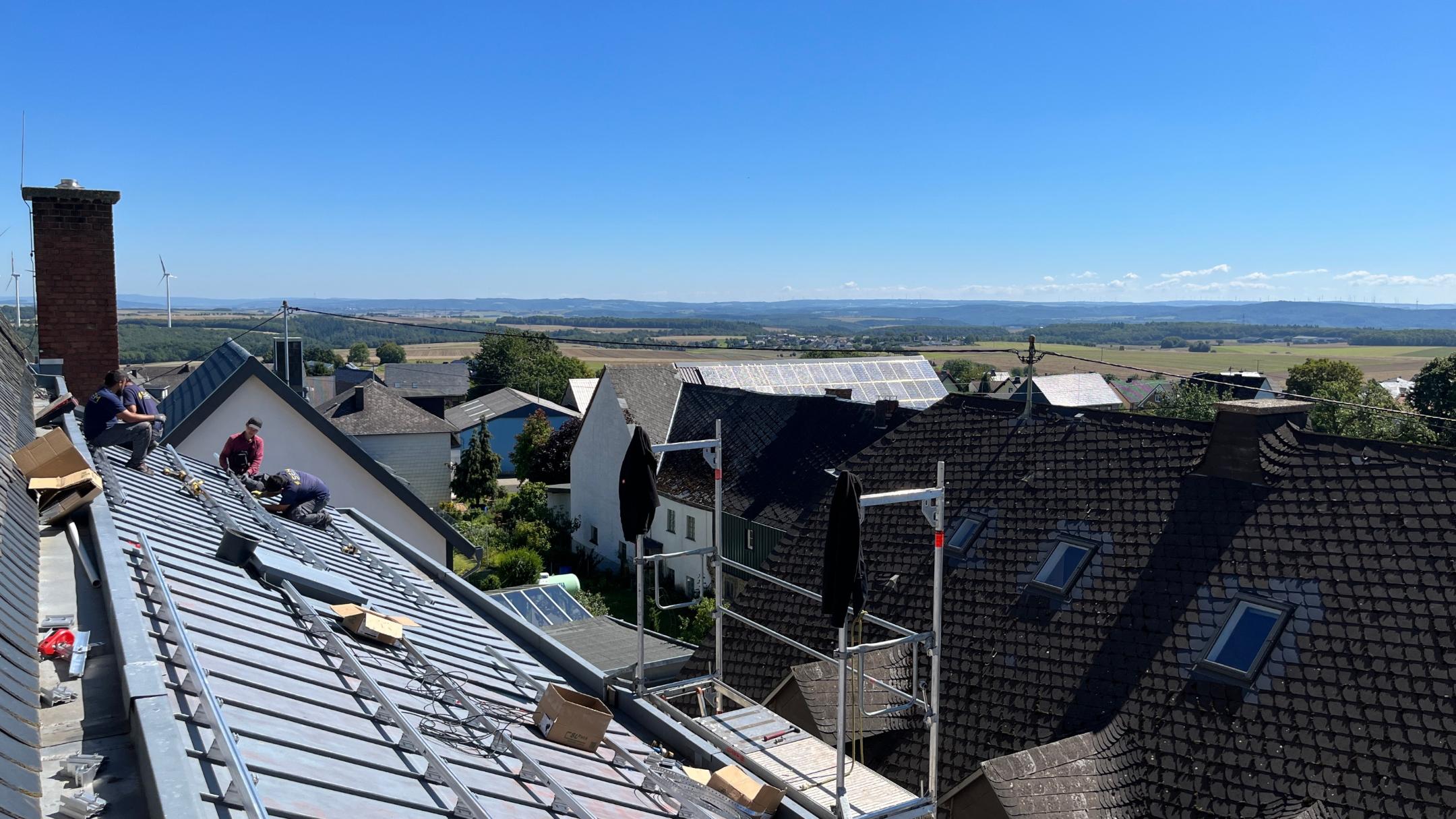 Photovoltaikanlage auf Kirchendach