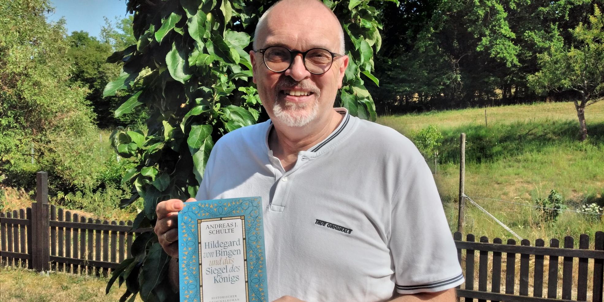 Vier Monate arbeitete Andreas Schulte an seinem Kriminalroman, der jetzt im Emons-Verlag erschienen ist. (c) Andreas Krisam Vier Monate arbeitete Andreas Schulte an seinem Kriminalroman, der jetzt im Emons-Verlag erschienen ist.