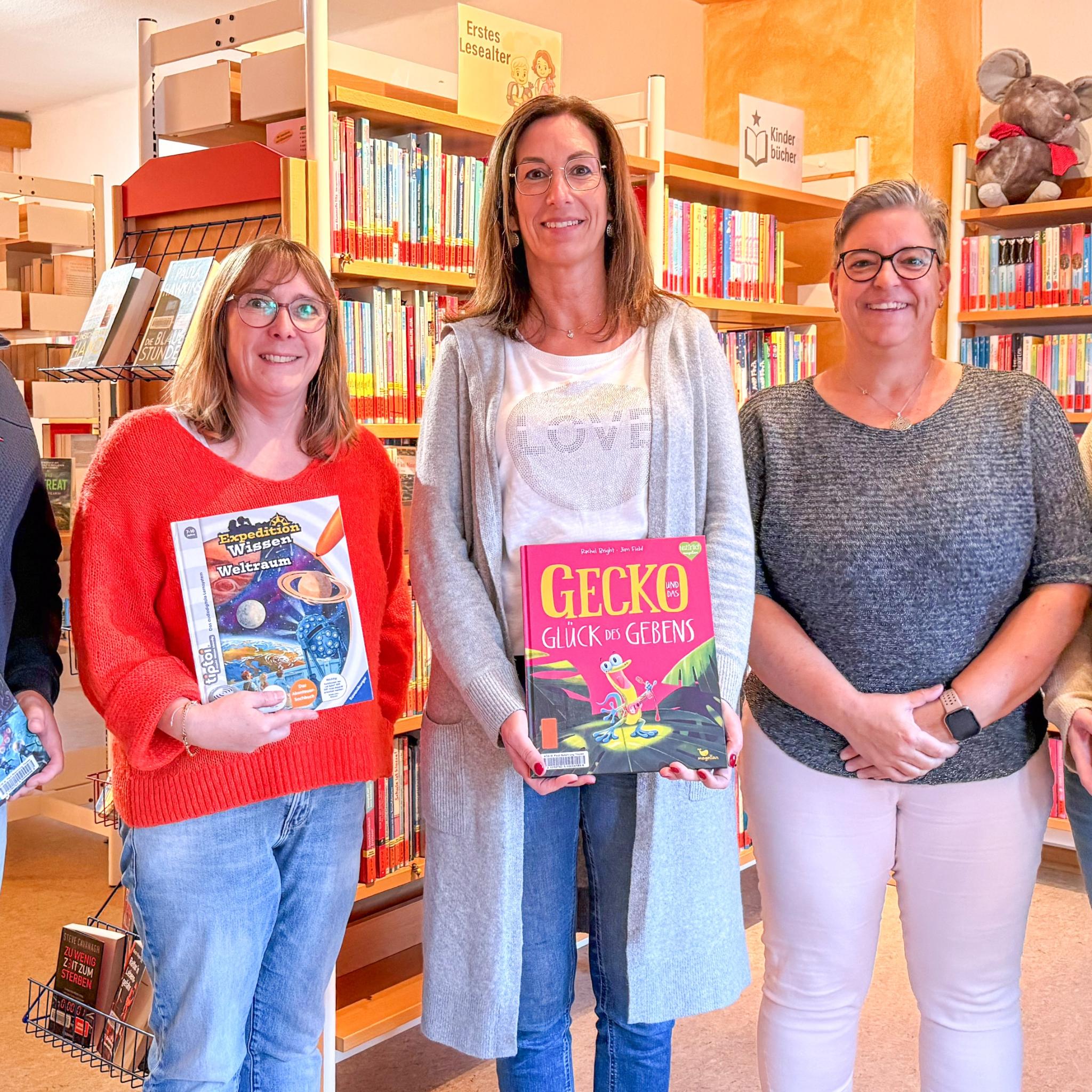 Sie schauen hoffnungsvoll in die Zukunft: Simon Schabo, Nicole Schneider-Weber, Bettina Meier, Petra Mattes und Sabrina Pelzer.