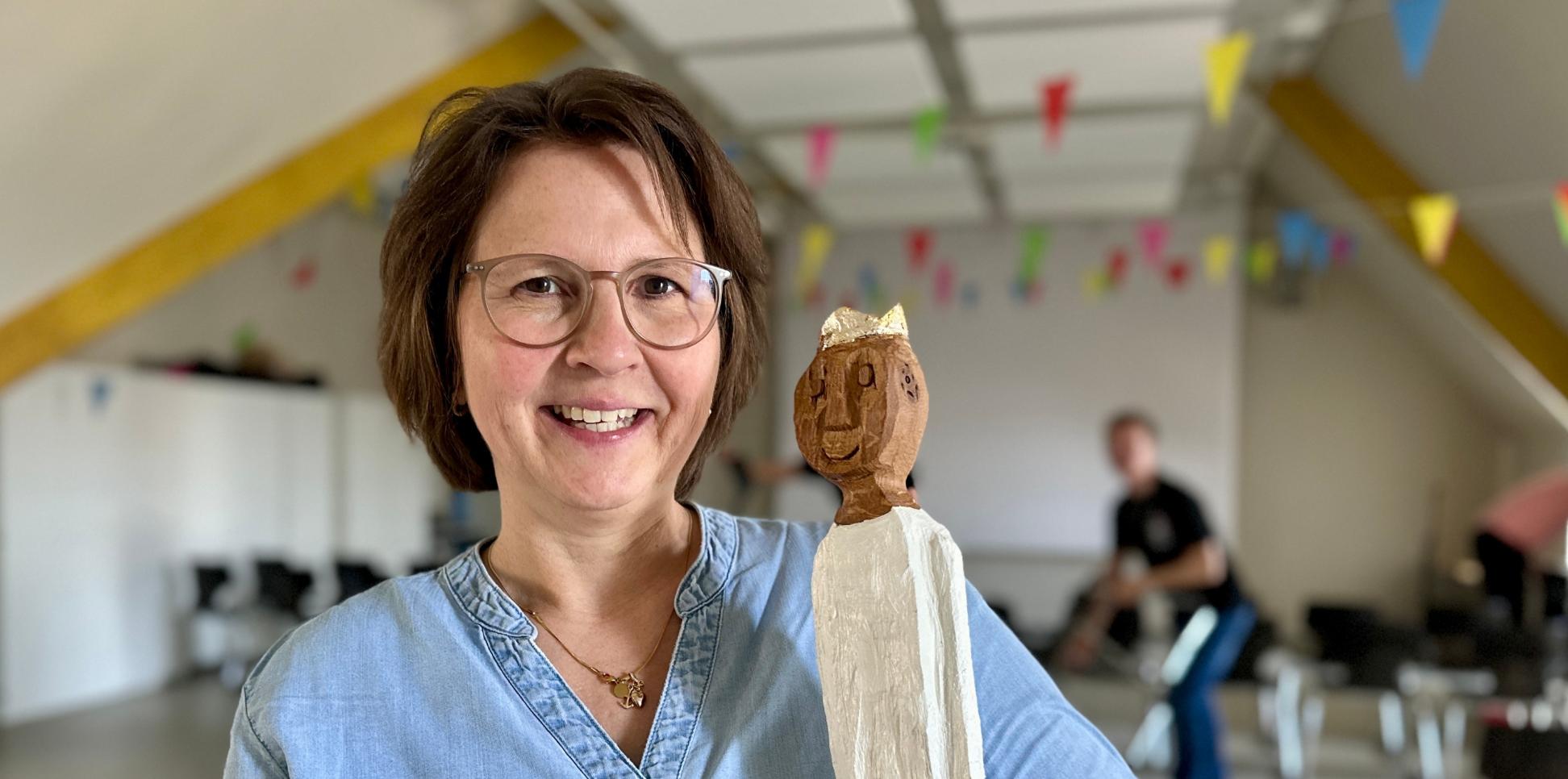 Susanne Wagner mit dem „Pilger der Hoffnung“.