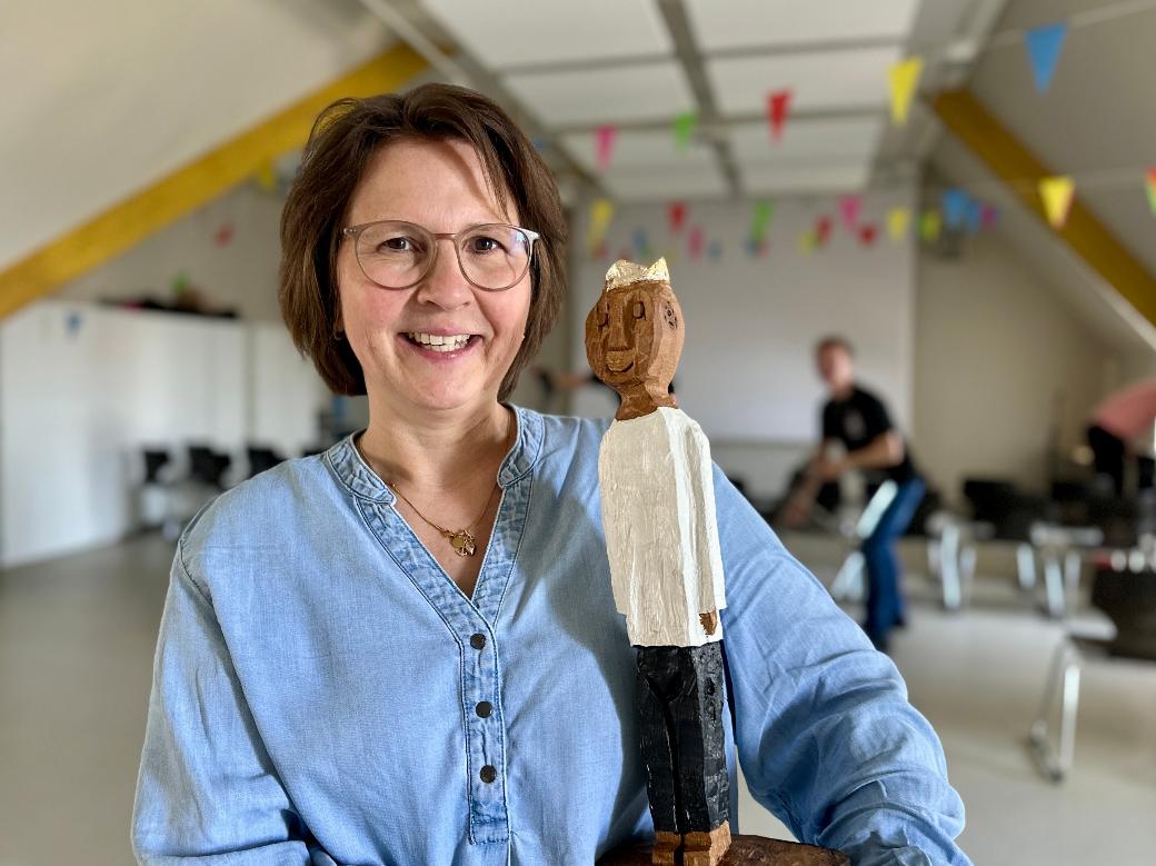 Susanne Wagner mit dem „Pilger der Hoffnung“.