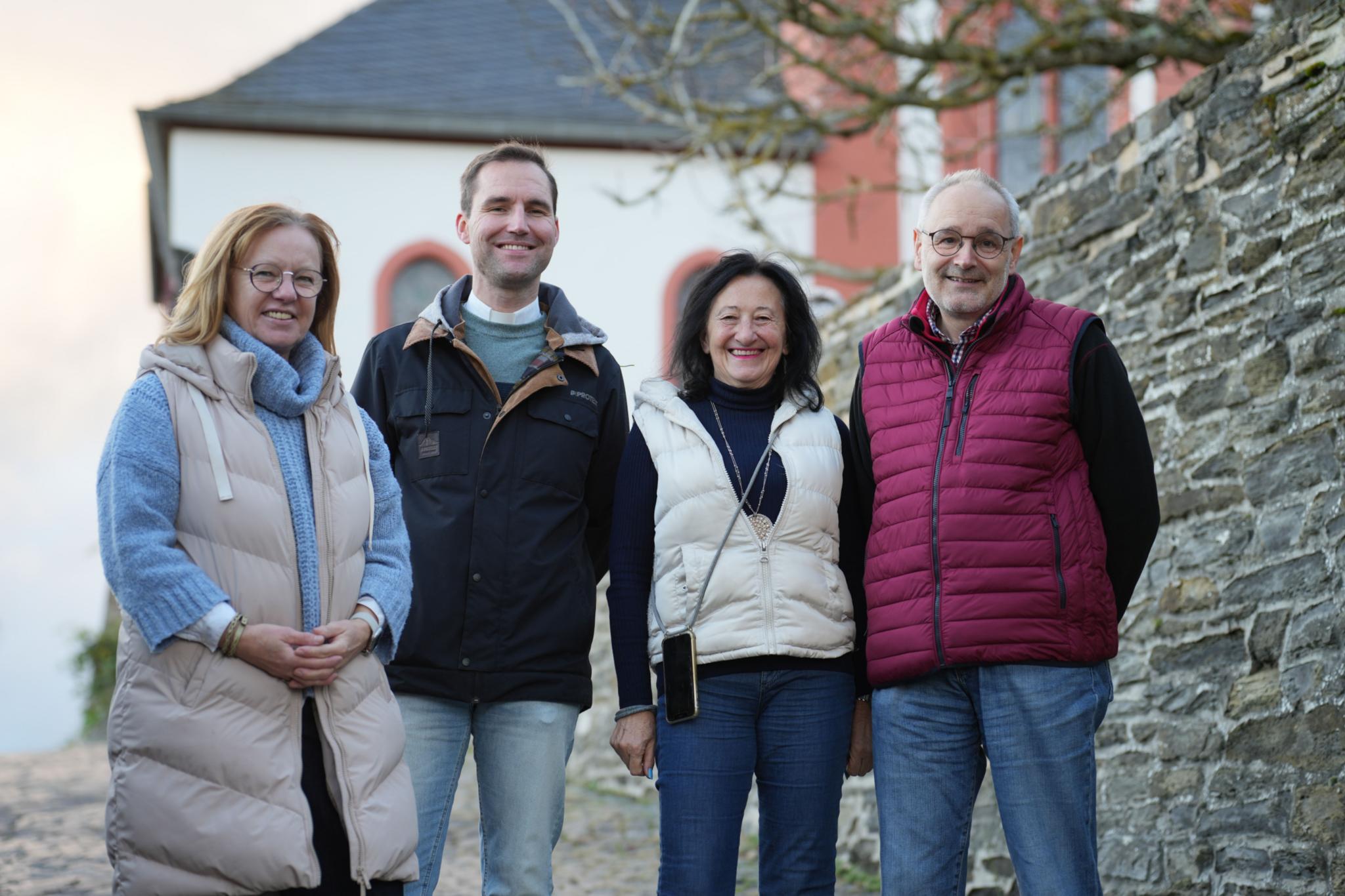 Birgit Laux, Peter Zillgen, Andrea Schnitzius und Armin Surkus-Anzenhofer (von links) vom Team der Kirche der Jugend auf der Marienburg.