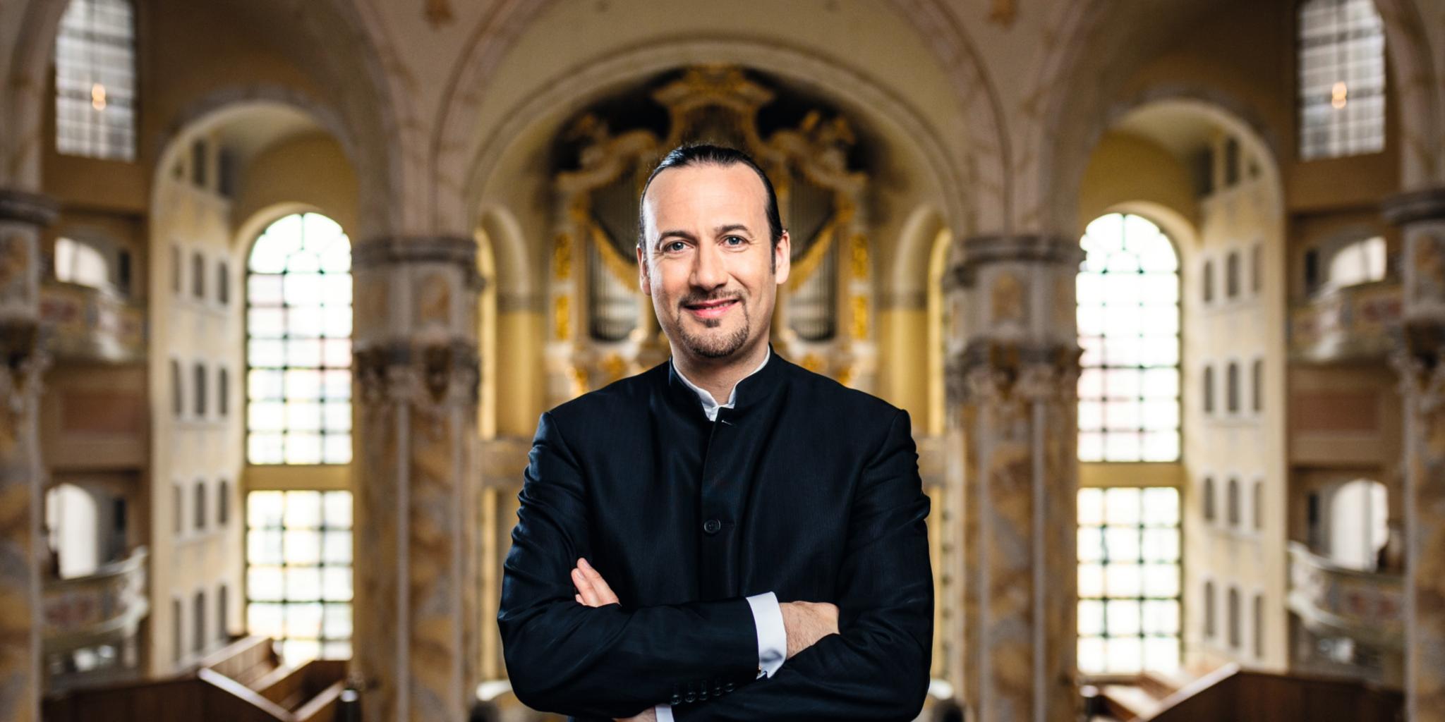 Matthias Grünert, der Kantor der Dresdner Frauenkirche, spielt an 21 Orgeln längs der Mosel.