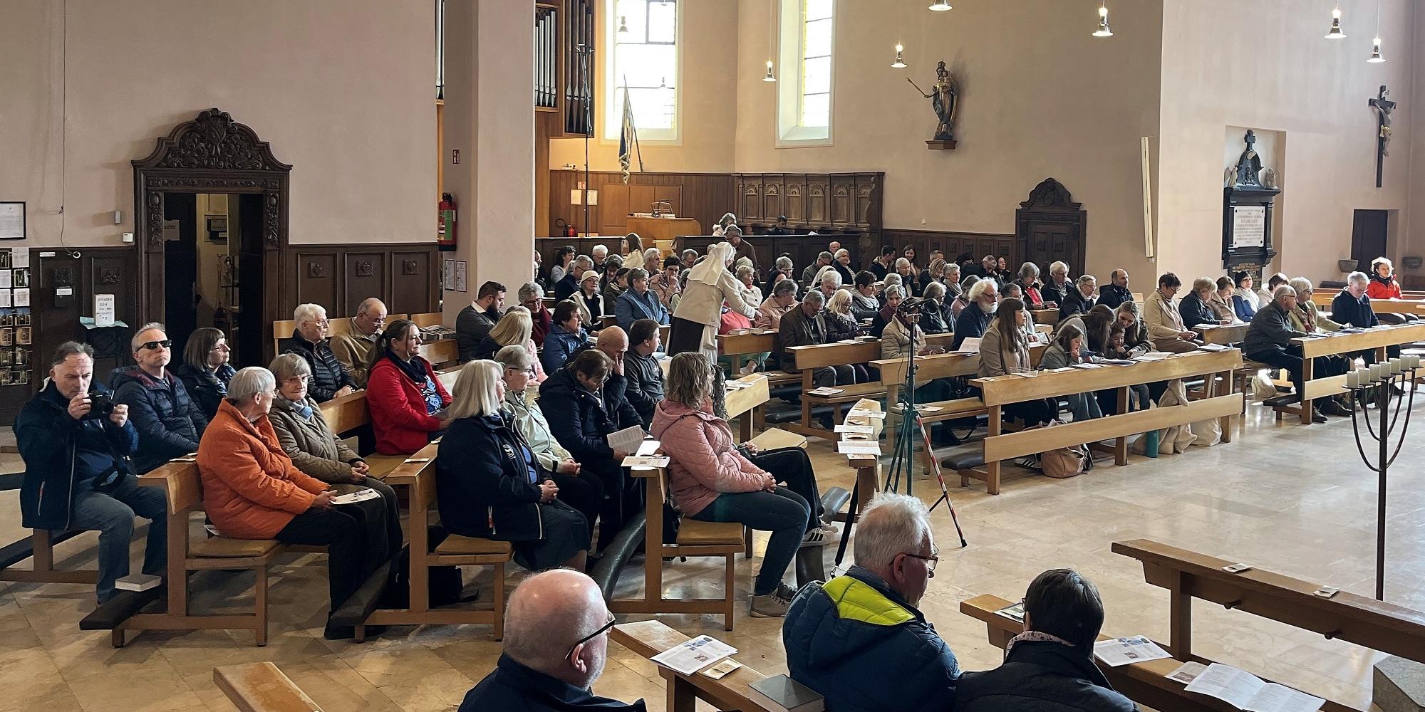 Viele Gläubige versammelten sich zum Medjugorje-Tag in Waxweiler in der Kirche.