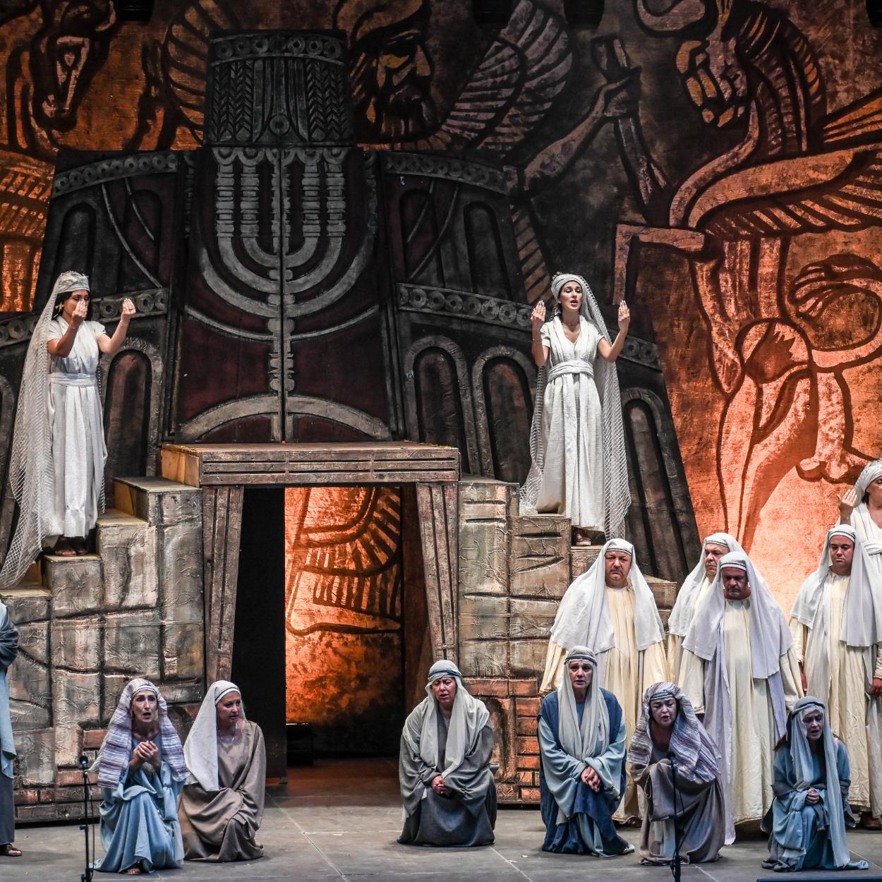 Szenenbild aus der Oper Nabucco