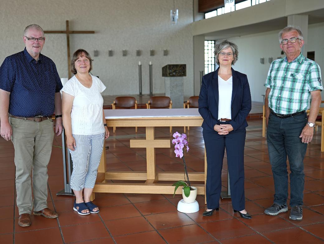 Mitglieder des Lokalen Teams St. Michael Feldkirchen, die ihre Kirche umgestalten: Pfarrer Christian Scheinost, Gemeindereferentin Petra Frey, Birgit Mock und Dr. Wolfgang Stollhof (von links).