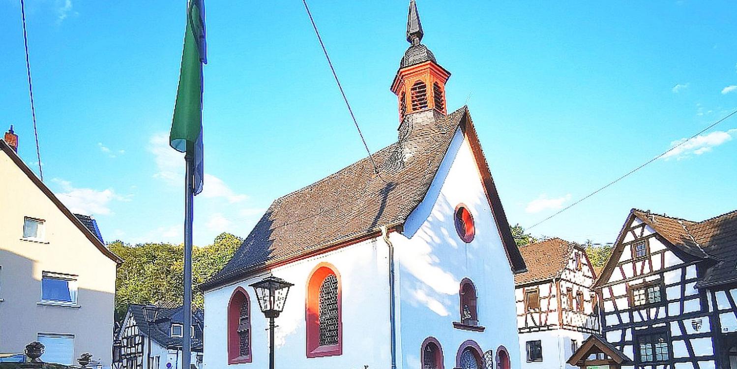 Außenansicht der Kapelle St. Johannes Baptist im Bad Hönninger Stadtteil Ariendorf. (c) Andreas Kossmann Außenansicht der Kapelle St. Johannes Baptist im Bad Hönninger Stadtteil Ariendorf.
