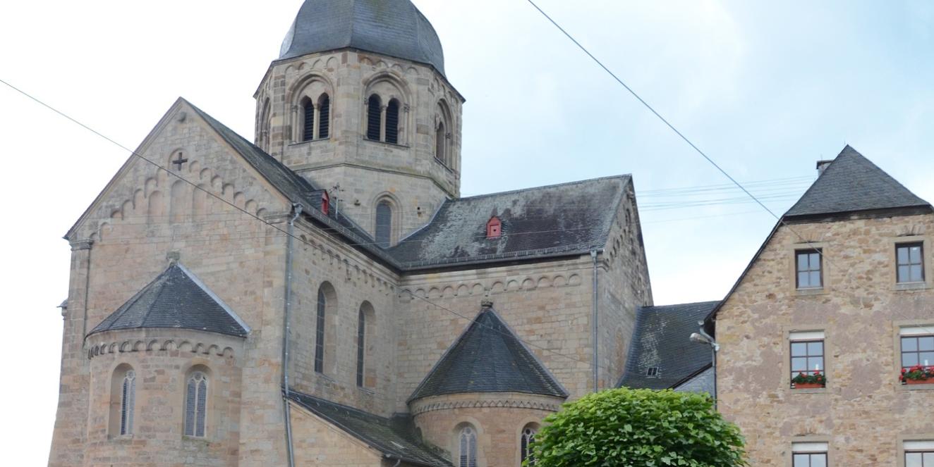 Außenansicht der Klosterkirche Sponheim (c) Archivfoto: Gerd Schäfer Außenansicht der Klosterkirche Sponheim