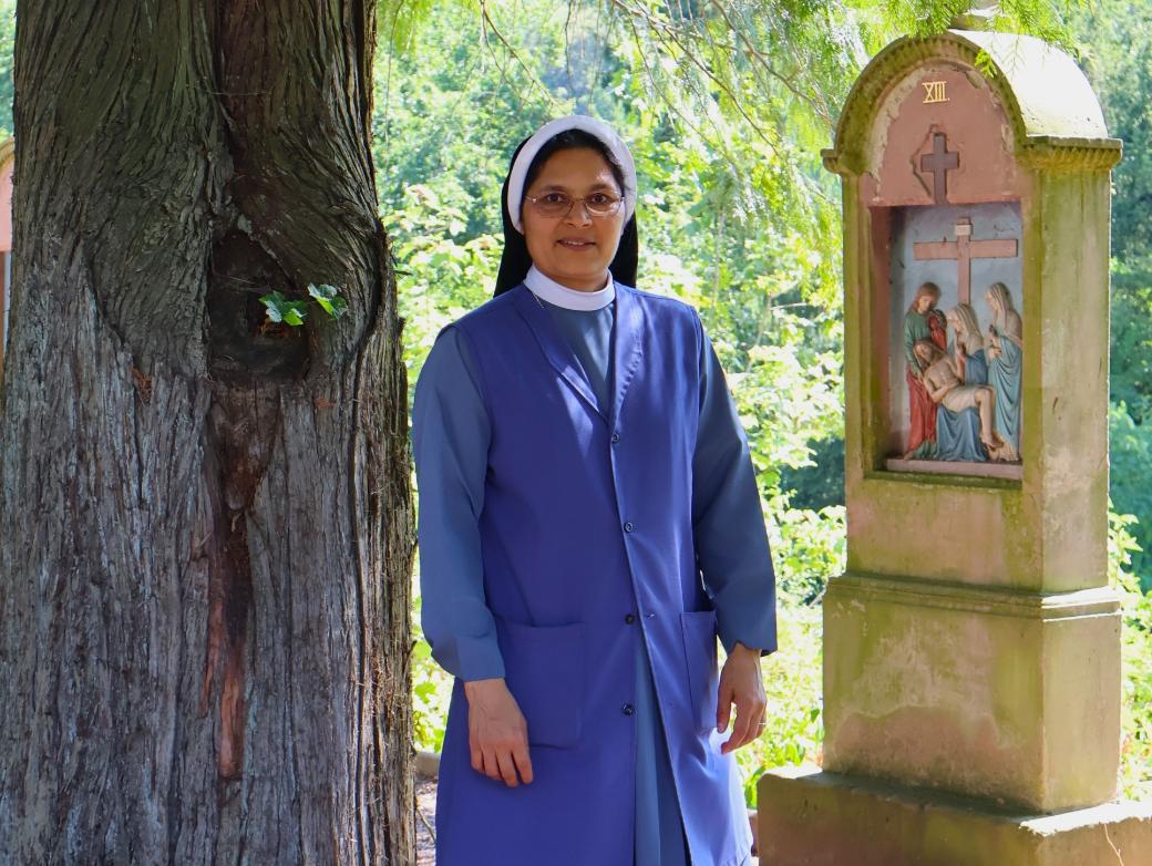 Schwester Mercy ist Oberin im Kloster Heilig Kreuz in Püttlingen.