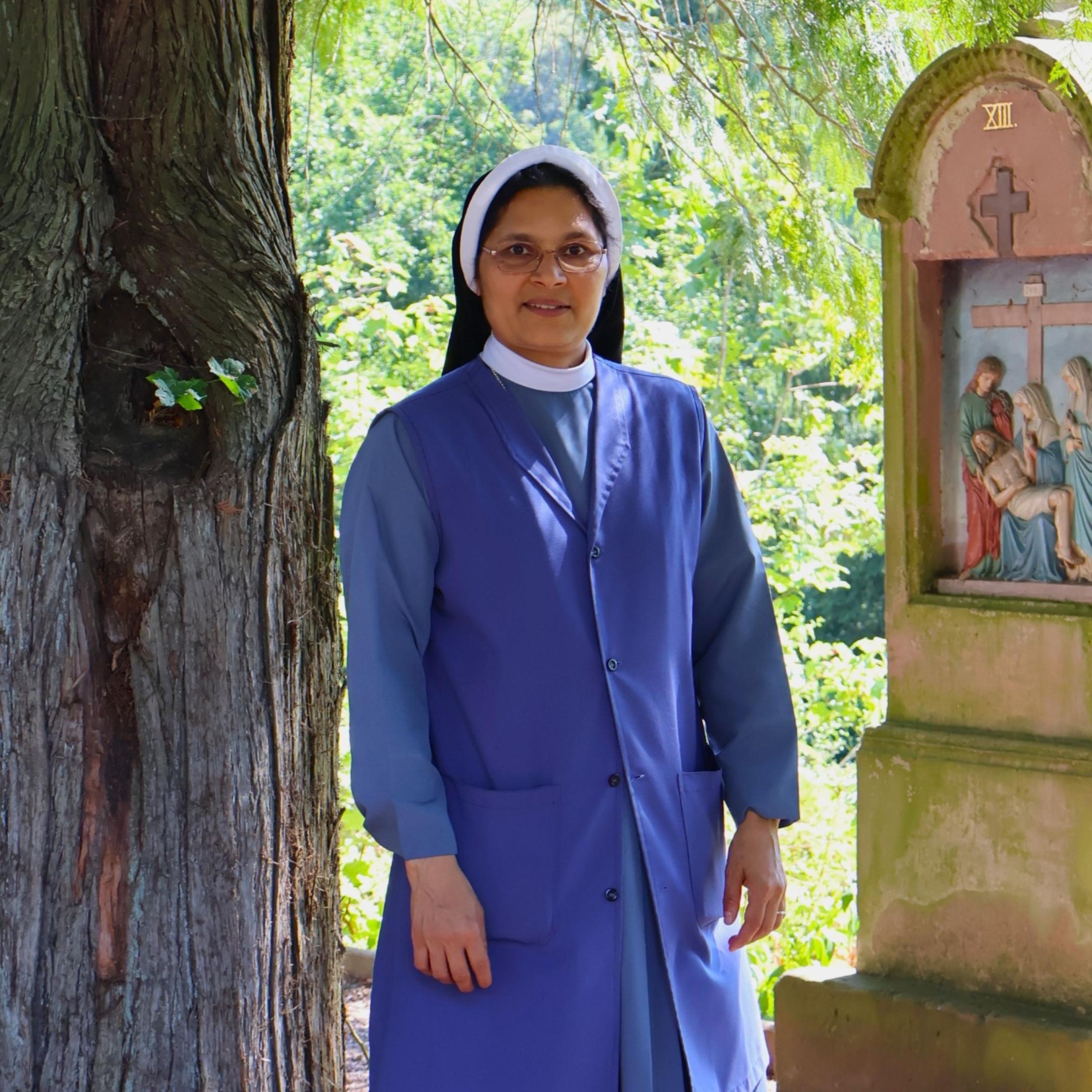 Schwester Mercy ist Oberin im Kloster Heilig Kreuz in Püttlingen.