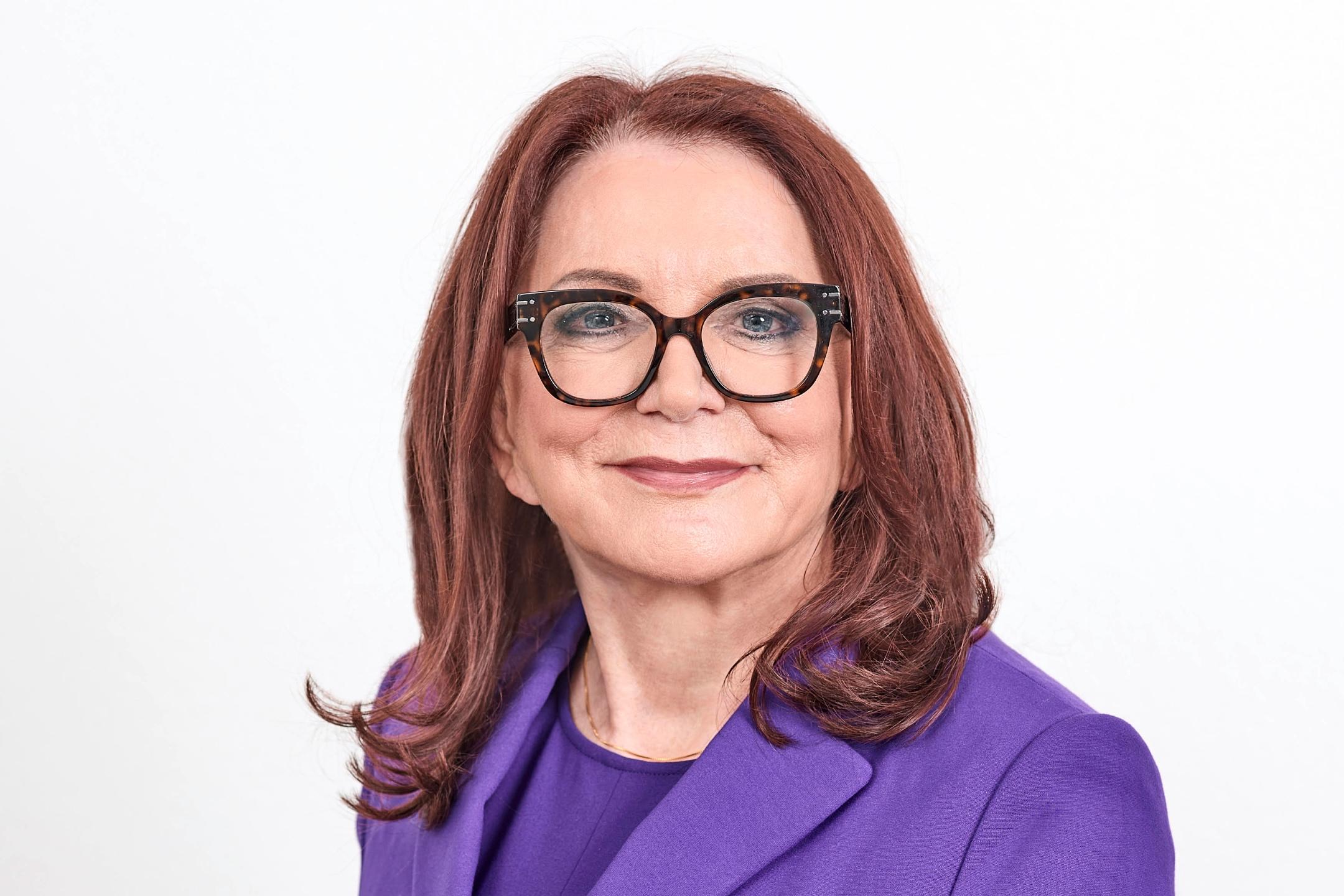 Die Autorin und Rechtsanwältin Renate Maltry glaubt daran, dass das Glück oft jenseits der Angst liegt.