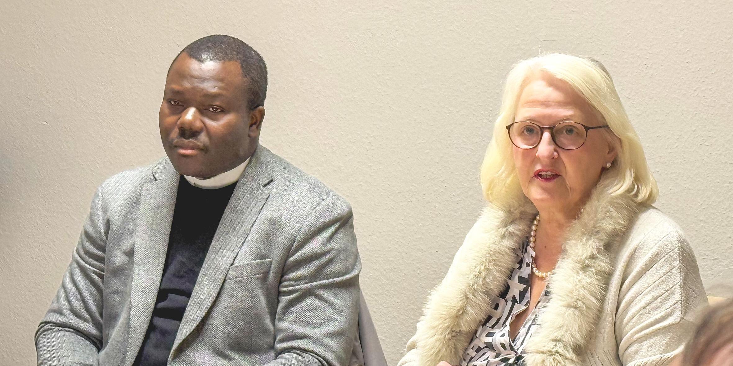 Dr. Richard Atchadé und Katharina Zey-Wortmann