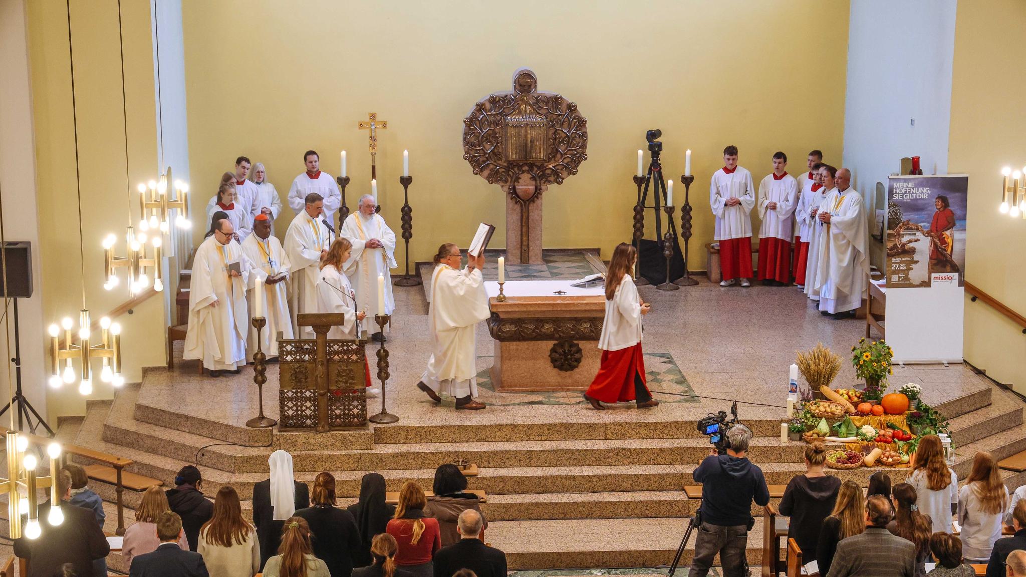 Die Eröffnung des Weltmissionsmonats wurde in der Pfarrei St. Maximilian Kolbe im Erzbistum Hamburg gefeiert.