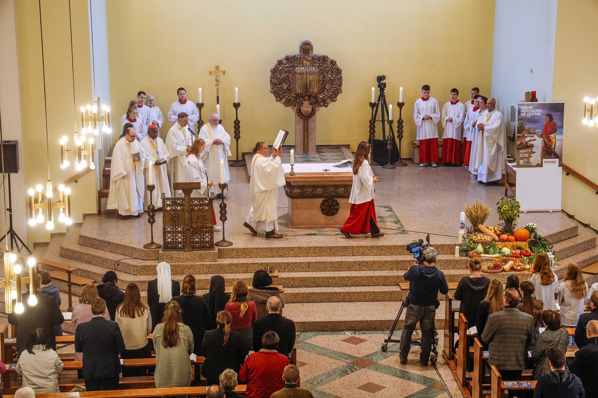 Die Eröffnung des Weltmissionsmonats wurde in der Pfarrei St. Maximilian Kolbe im Erzbistum Hamburg gefeiert.