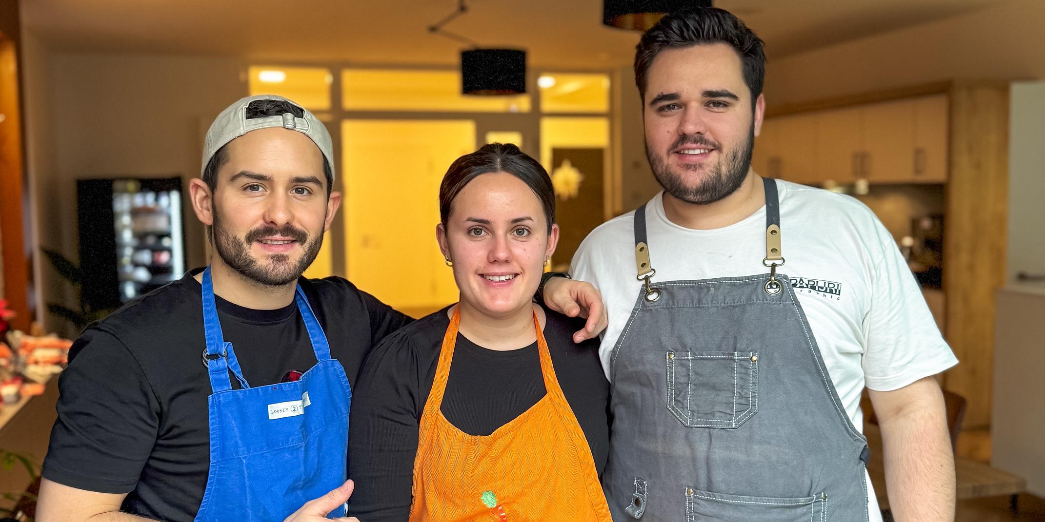 Für das Koch-Team bestehend aus Tim Maur sowie Lucy und Justin Ströder war die Zubereitung des Menüs eine ganz besondere Erfahrung. (c) Marvin Maur Für das Koch-Team bestehend aus Tim Maur sowie Lucy und Justin Ströder war die Zubereitung des Menüs eine ganz besondere Erfahrung.